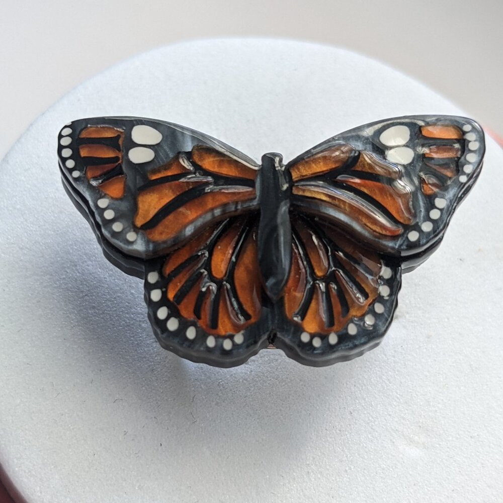 Erstwilder Prince of Orange monarch butterfly statement ring size L - Picture 3 of 6